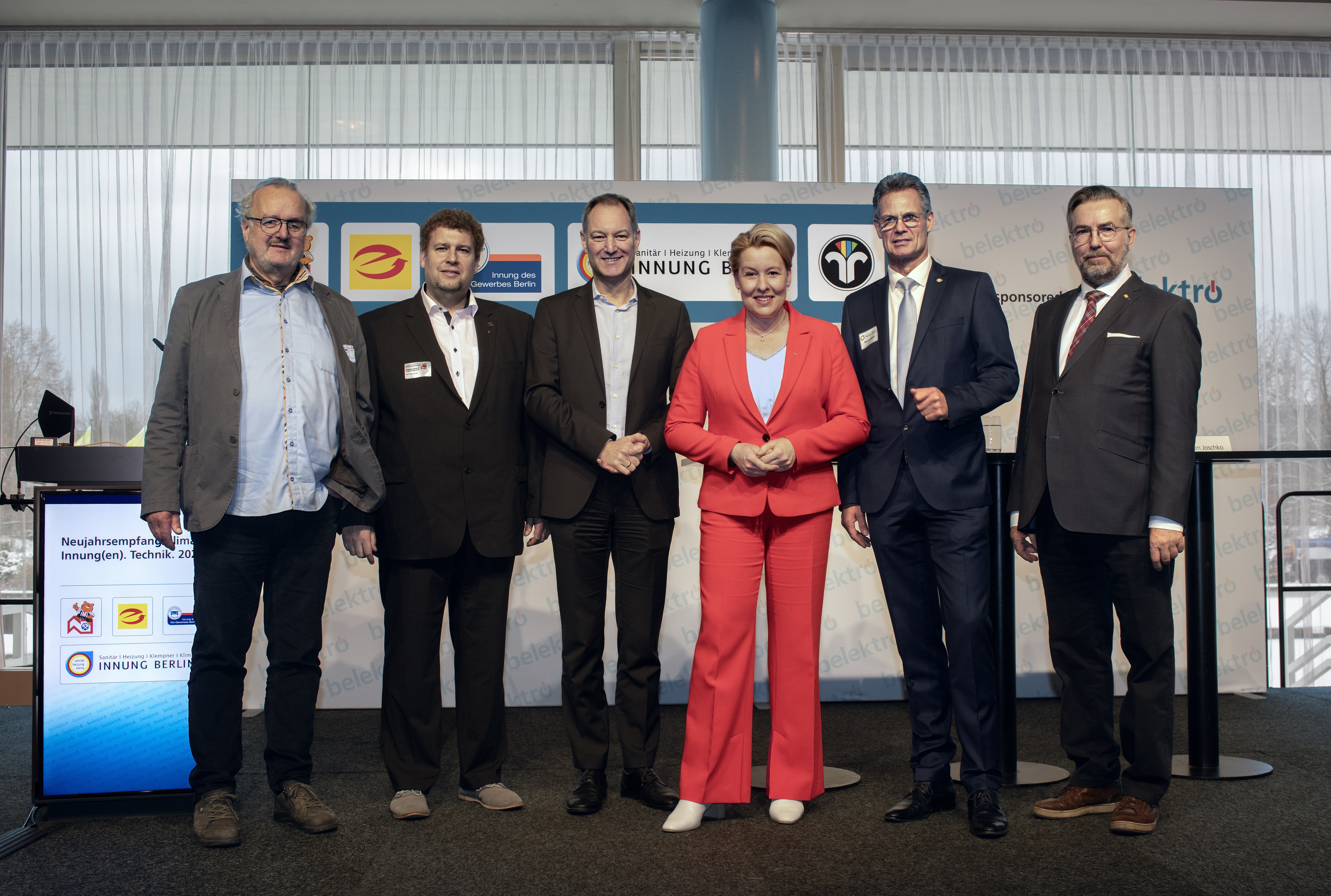 Thomas Lundt, Obermeister KFZ-Innung Berlin, Stephan Ziemann, Landesinnungsmeister Dachdecker-Innung Berlin, Dr. Mario Tobias, Vorsitzender Geschäftsführung Messe Berlin GmbH, Franziska Giffey, Senato Thomas Lundt, Obermeister KFZ-Innung Berlin, Stephan Ziemann, Landesinnungsmeister Dachdecker-Innung Berlin, Dr. Mario Tobias, Vorsitzender Geschäftsführung Messe Berlin GmbH, Franziska Giffey, Senato